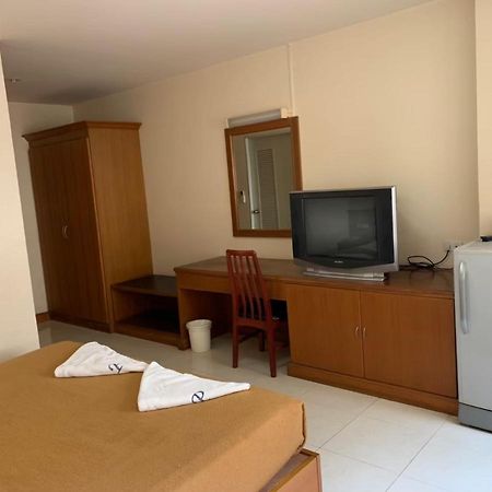 Pat Place Apart otel Chiang Mai Dış mekan fotoğraf