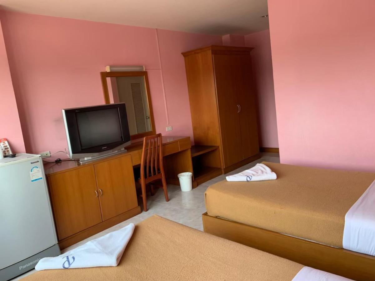 Pat Place Apart otel Chiang Mai Dış mekan fotoğraf